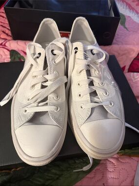 Converse Low-Top Sneakers in White